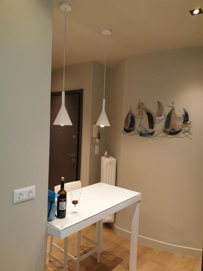 Renovated Studio With Roof Garden Access, 15 M Walk To Acropolis Apartment Атина Екстериор снимка